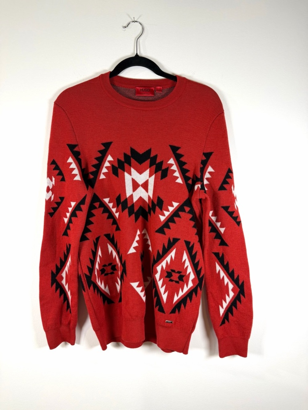 HUGO Red Crewneck Sweater with Black & White Aztec Motif